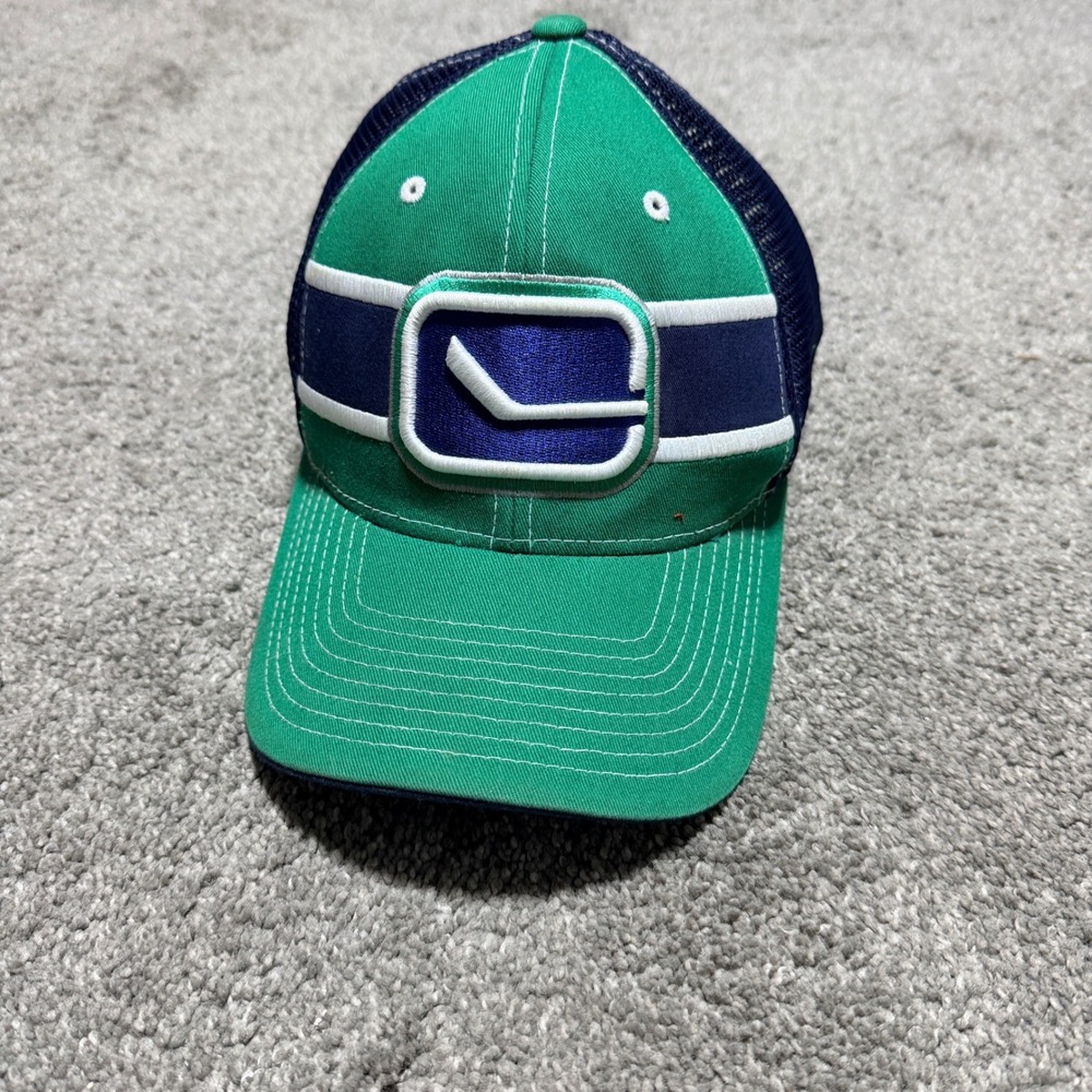 Old Time Hockey Vancouver Canucks NHL Hat Green Navy Blue Flexfit Trucker Cap OS